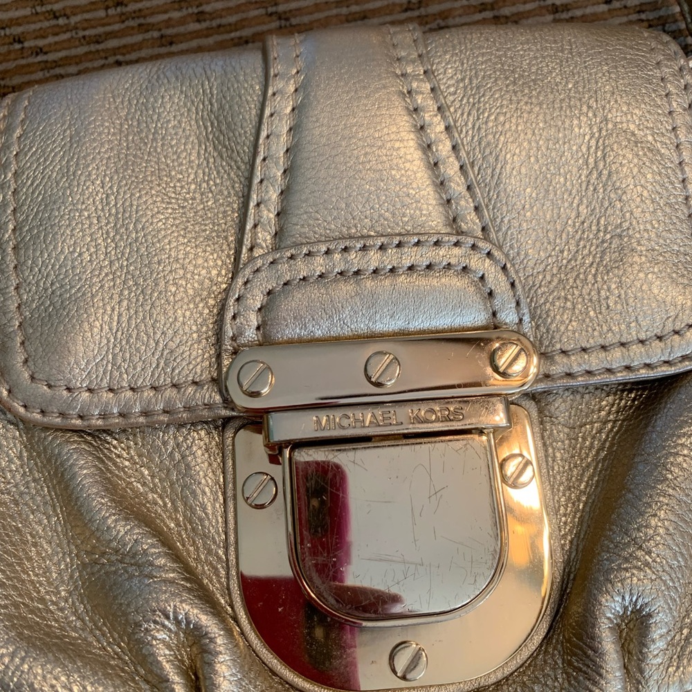 Michael Kors gold crossbody bag. - Picture 2 of 5